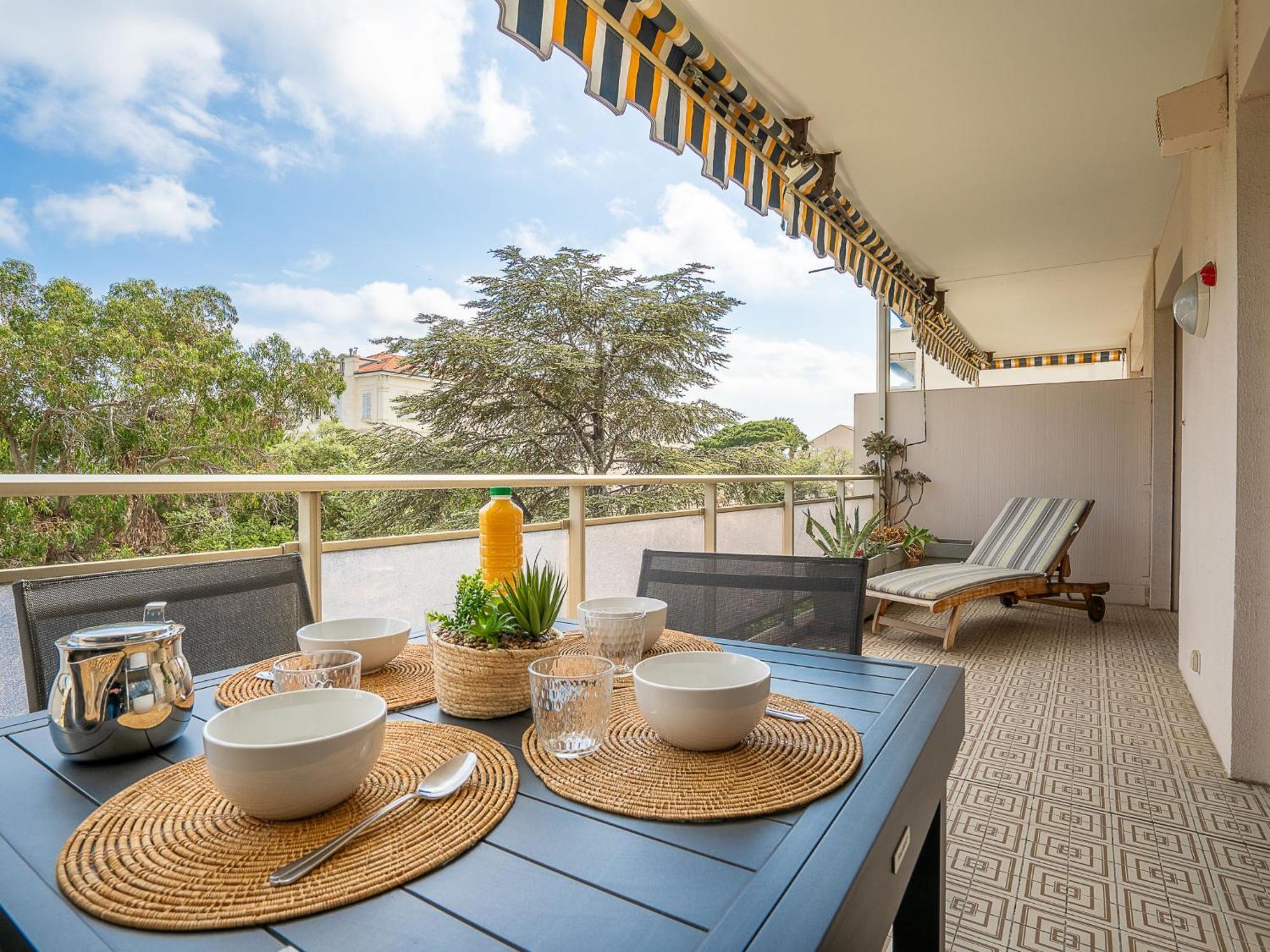 Apartment Les Aliscamps By Interhome Cannes Exterior foto
